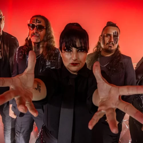 Banda brasileira Revengin faz sucesso na Europa